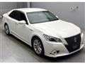 2014 Toyota Crown Hybrid