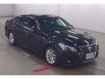 2015 Toyota Crown Hybrid