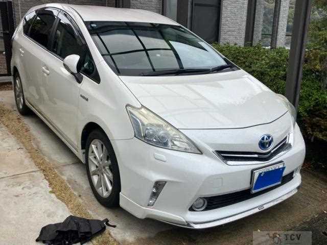 2011 Toyota PRIUS α