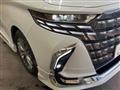 2024 Toyota Alphard Hybrid
