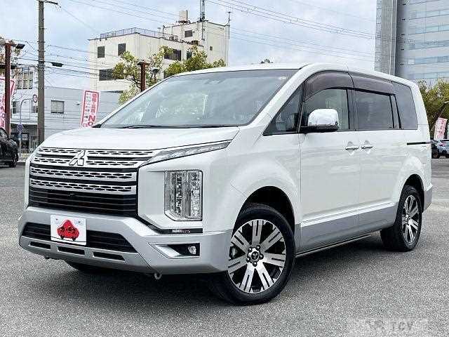2019 Mitsubishi Delica D5