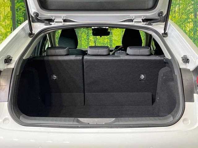 Toyota Prius 2024 — миниатюра 11