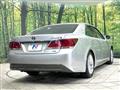 2013 Toyota Crown Hybrid