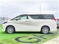 2019 Toyota Alphard Hybrid