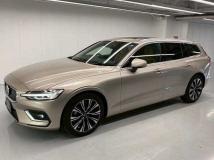 2025 Volvo V60