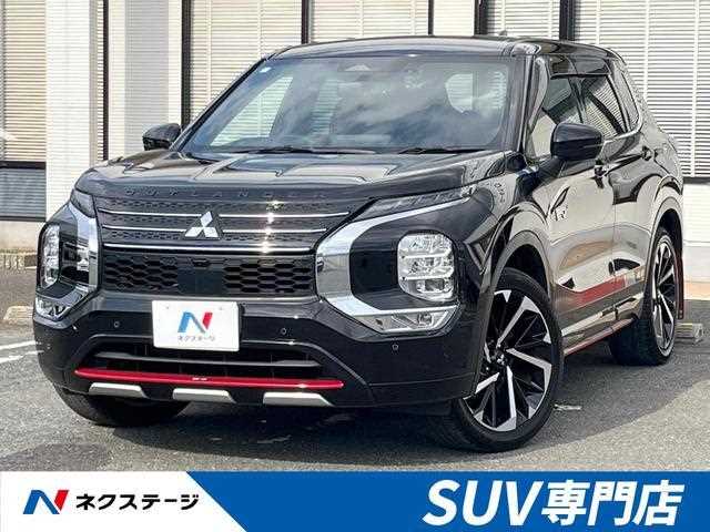 Mitsubishi Outlander 2023 — миниатюра 2