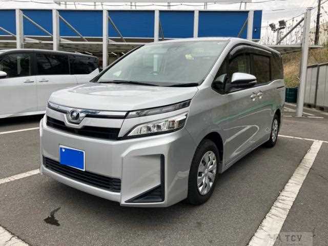 2018 Toyota Voxy