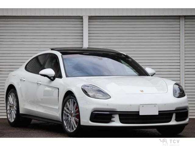 2017 Porsche Panamera