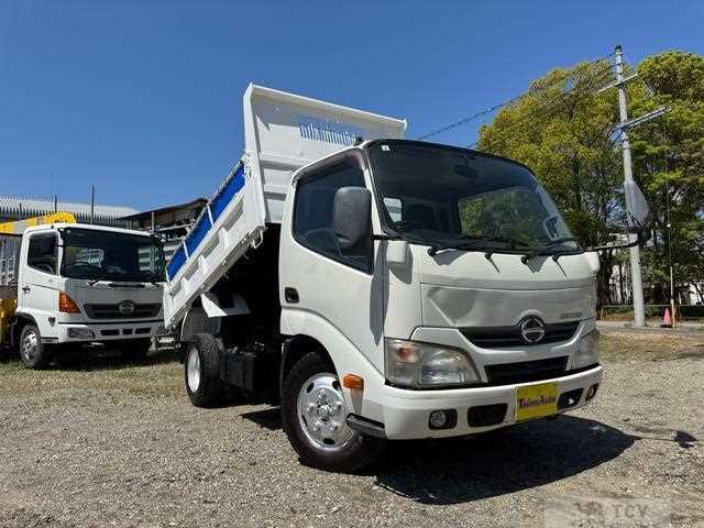 2014 Hino Dutro