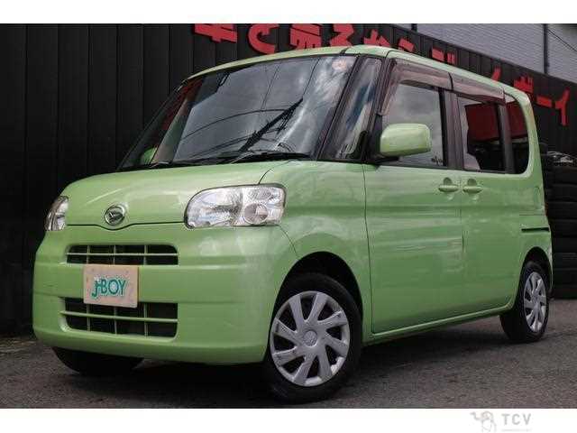 2011 Daihatsu Tanto