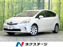 2013 Toyota PRIUS α