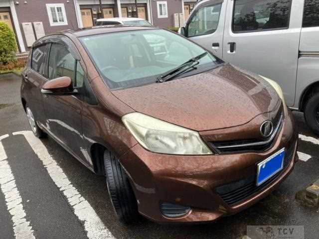 2011 Toyota Vitz