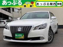 2013 Toyota Crown Majesta