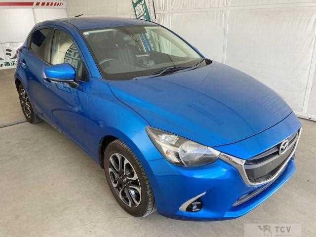 2017 Mazda Demio