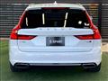 2017 Volvo V90