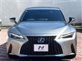 2021 Lexus IS