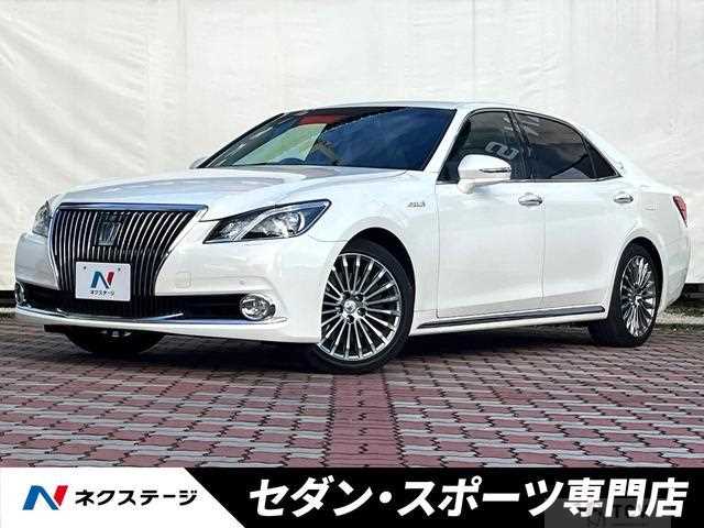 2014 Toyota Crown Majesta