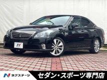 2012 Toyota Crown Hybrid
