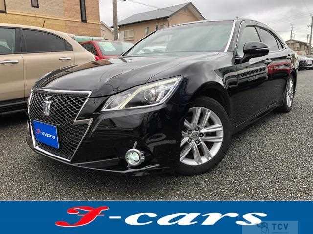 2015 Toyota Crown Hybrid