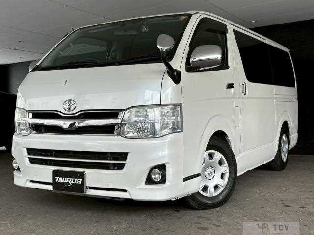 2013 Toyota Regiusace Van