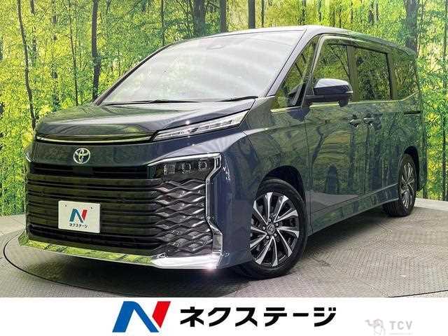 2022 Toyota Voxy