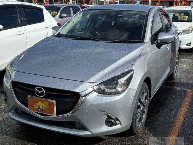 2017 Mazda Demio