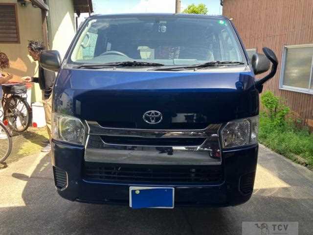 2016 Toyota Regius Wagon