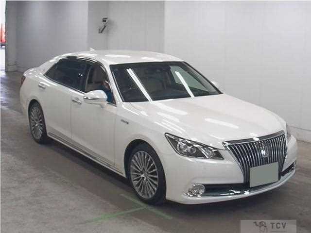 2017 Toyota Crown Majesta