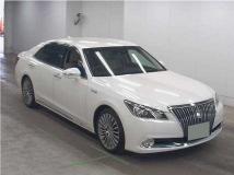 2017 Toyota Crown Majesta