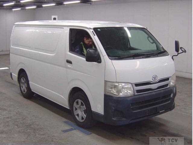 2010 Toyota Regiusace Van