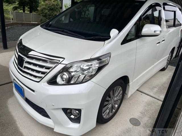 2013 Toyota Alphard G