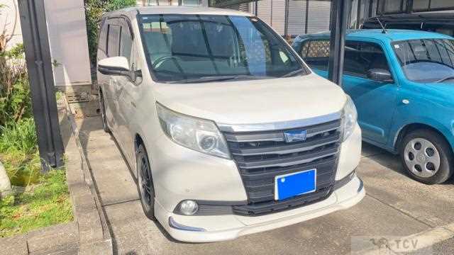 2014 Toyota Noah