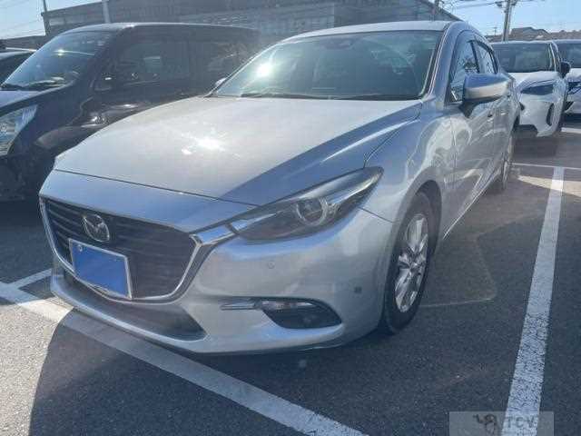 2017 Mazda Axela
