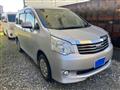 2013 Toyota Noah