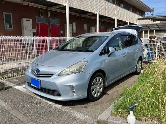 2011 Toyota PRIUS α