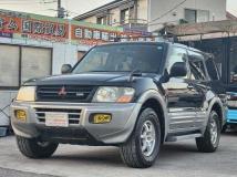 2001 Mitsubishi Pajero
