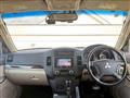 2013 Mitsubishi Pajero