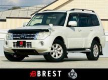 2013 Mitsubishi Pajero