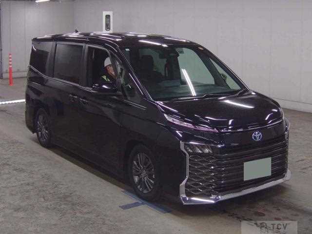 2024 Toyota Voxy