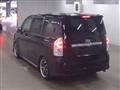 2013 Toyota Voxy