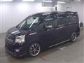 2013 Toyota Voxy