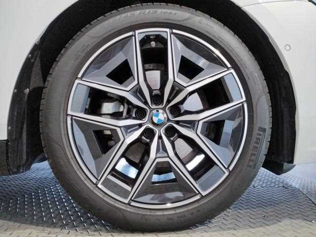 BMW 5 Series 2023 — фото 10 купить в Москве