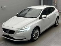 2019 Volvo V40