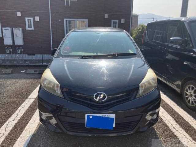 2011 Toyota Vitz