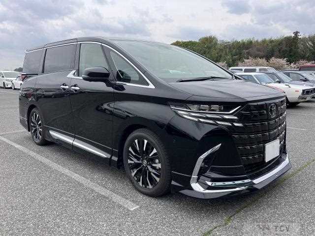 2025 Toyota Alphard Hybrid