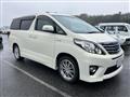 2014 Toyota Alphard Hybrid