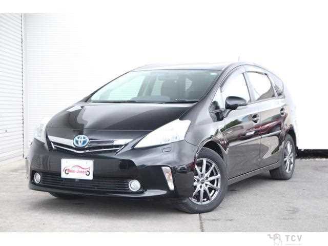 2013 Toyota PRIUS α