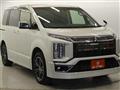 2020 Mitsubishi Delica D5