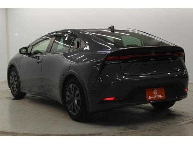 Toyota Prius 2024 — миниатюра 8