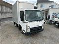 2010 Isuzu Elf Truck